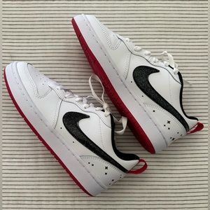 Nike Court Borough Low 2 SE Big Kids Size 4.5y